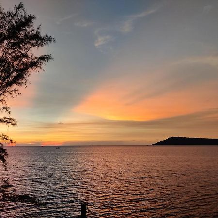 Dragonfly Guesthouse Đảo Koh Rong Samloem Ngoại thất bức ảnh