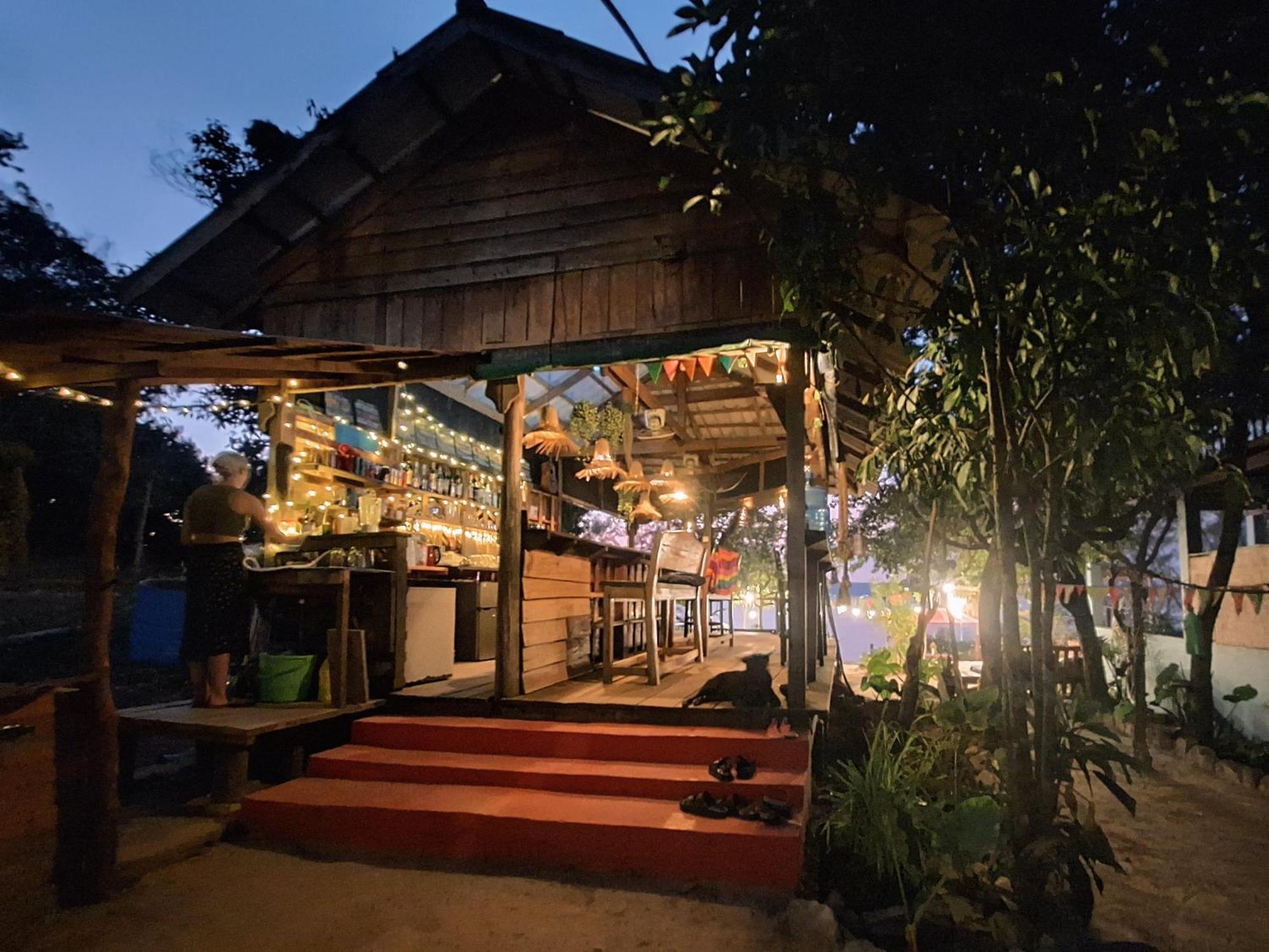 Dragonfly Guesthouse Đảo Koh Rong Samloem Ngoại thất bức ảnh