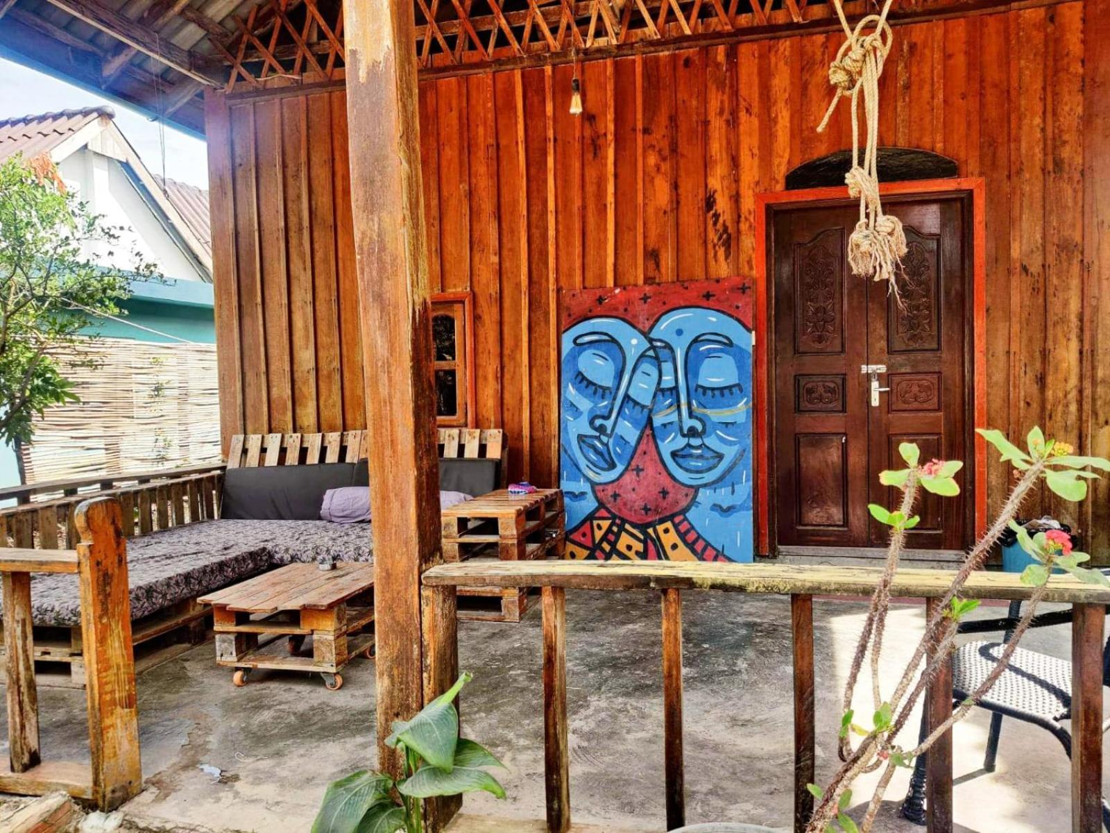 Dragonfly Guesthouse Đảo Koh Rong Samloem Ngoại thất bức ảnh