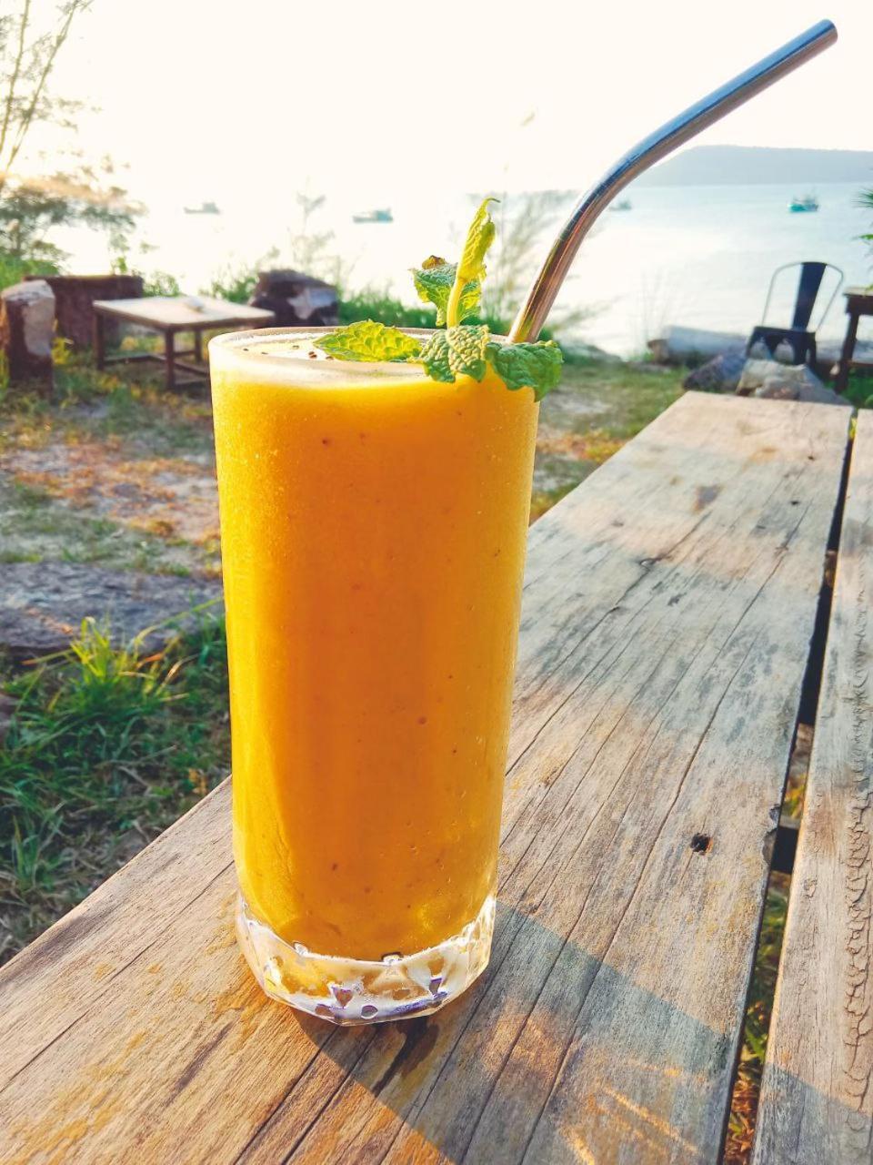 Dragonfly Guesthouse Đảo Koh Rong Samloem Ngoại thất bức ảnh