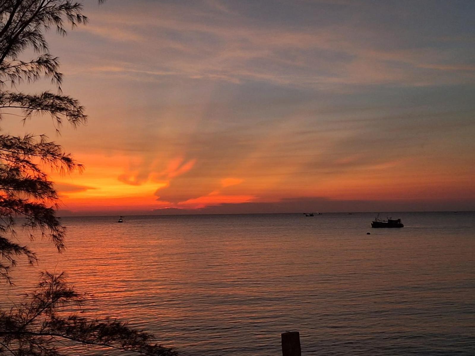 Dragonfly Guesthouse Đảo Koh Rong Samloem Ngoại thất bức ảnh